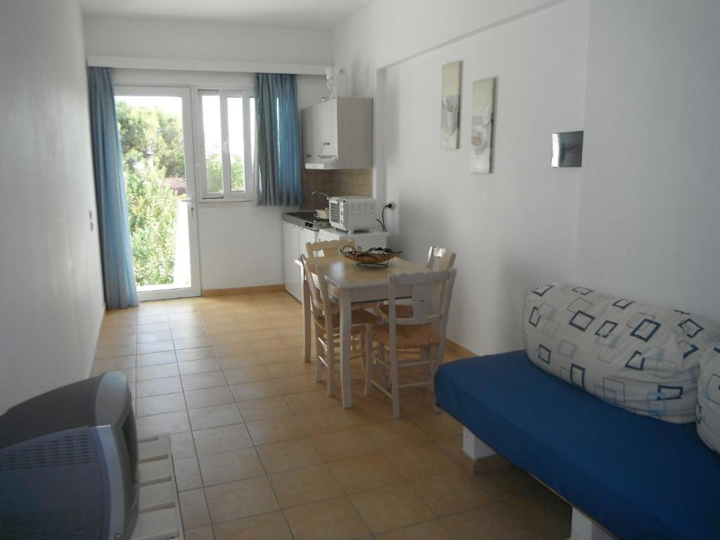 Mandorla Apartments Лардос Номер фото